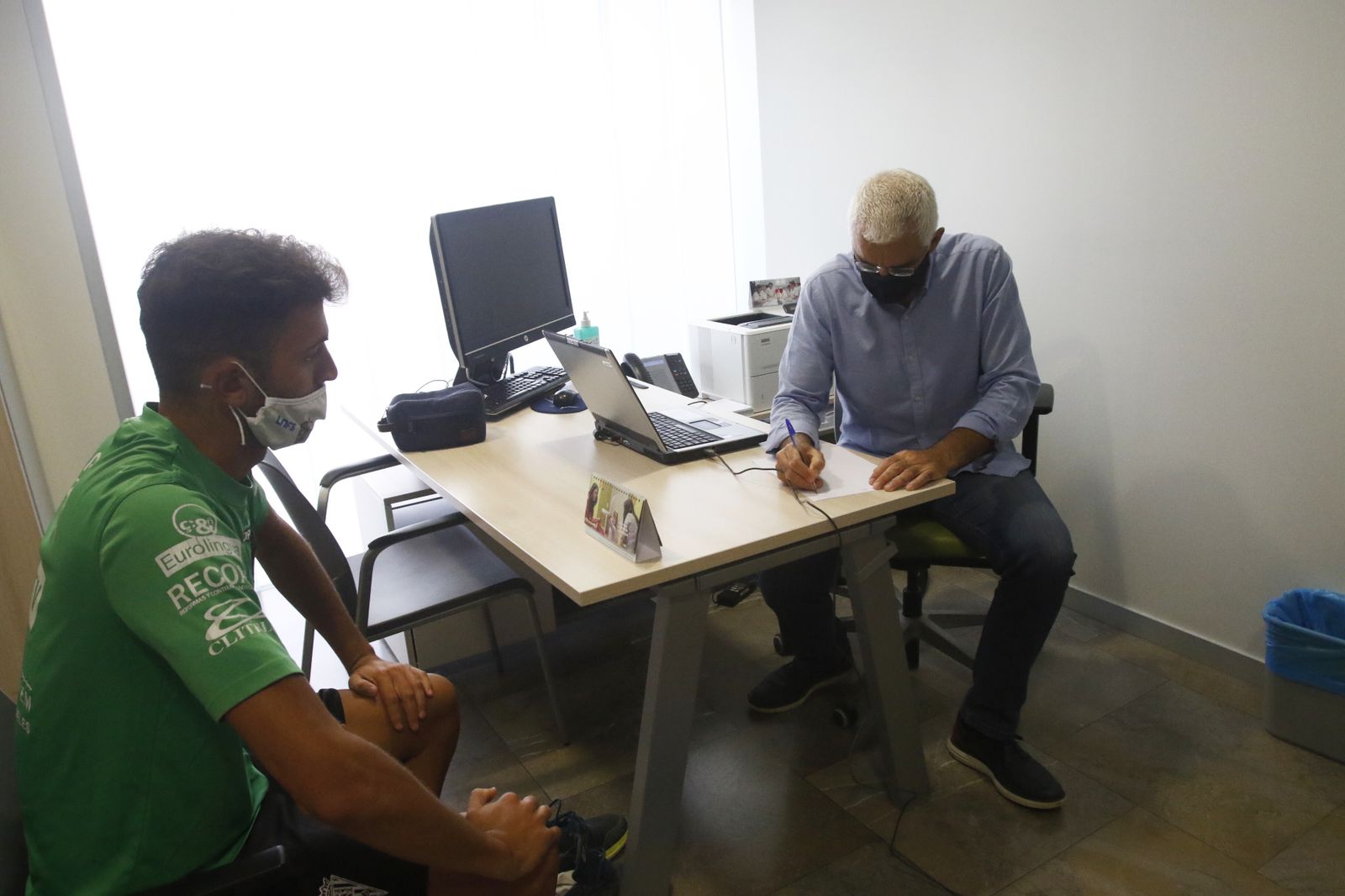 Las fotos de los reconocimientos médicos del Córdoba Futsal