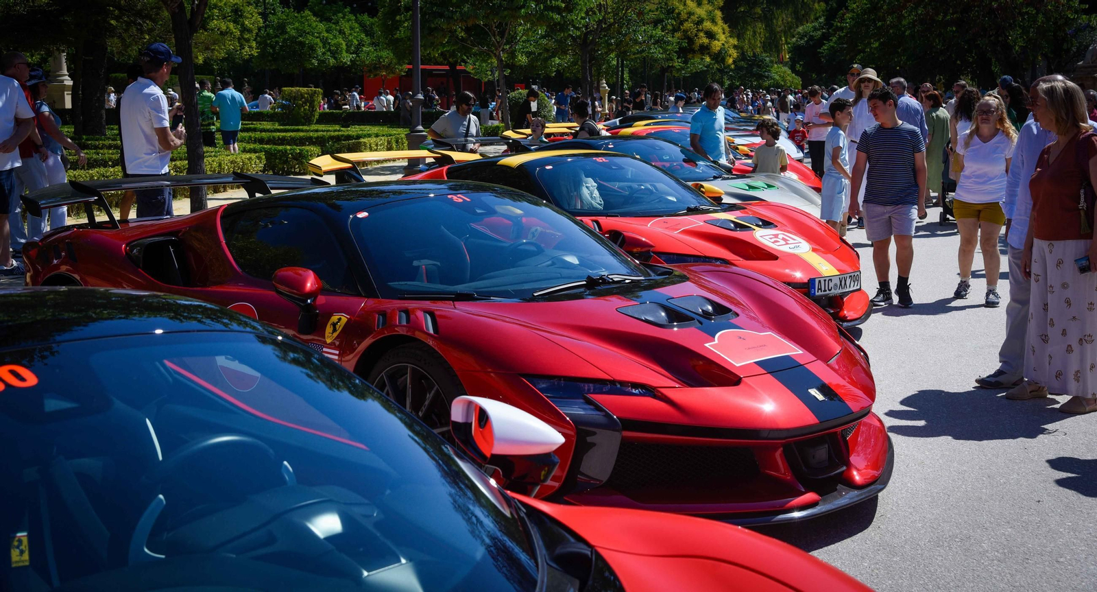 Ferrari Cavalcade 2025 en Sevilla