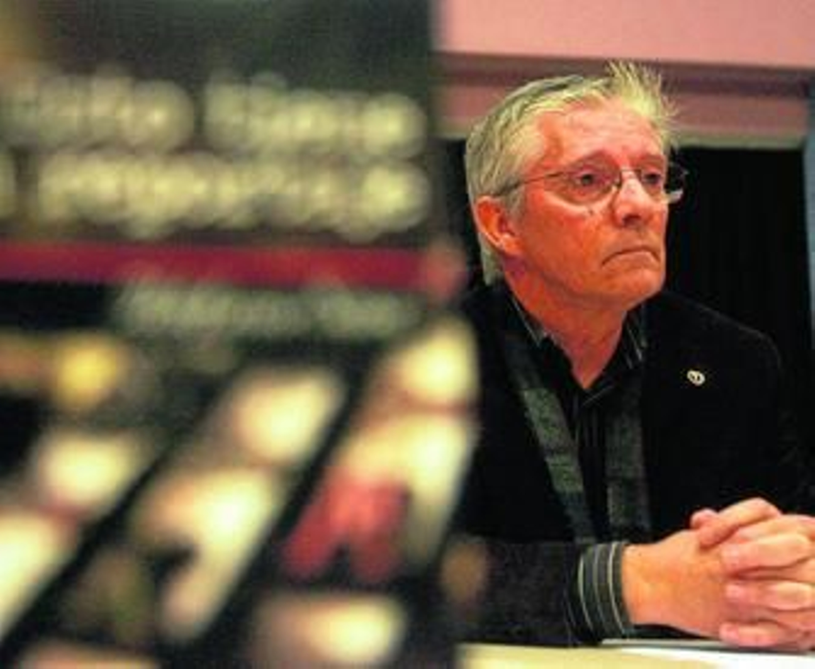 Ildefonso Sena, autor de 'Esto tiene un reportaje', en la presentación de su libro.