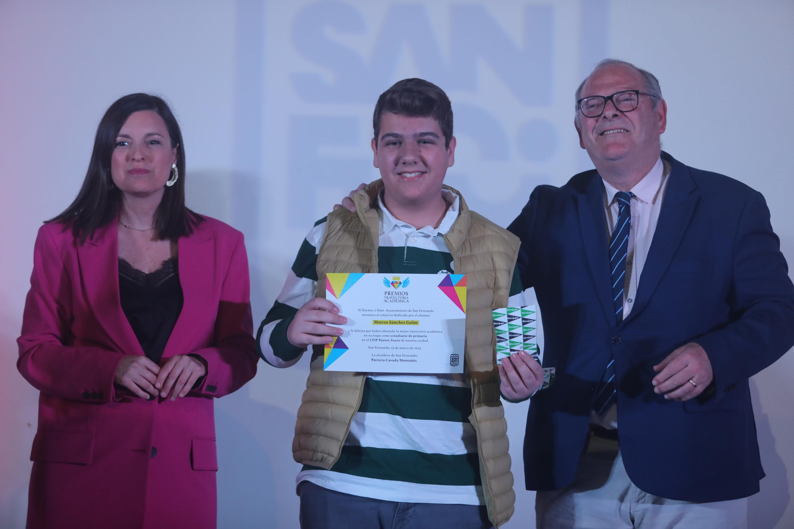 Las imágenes del acto de entrega de premios a los mejores expedientes académicos en San Fernando