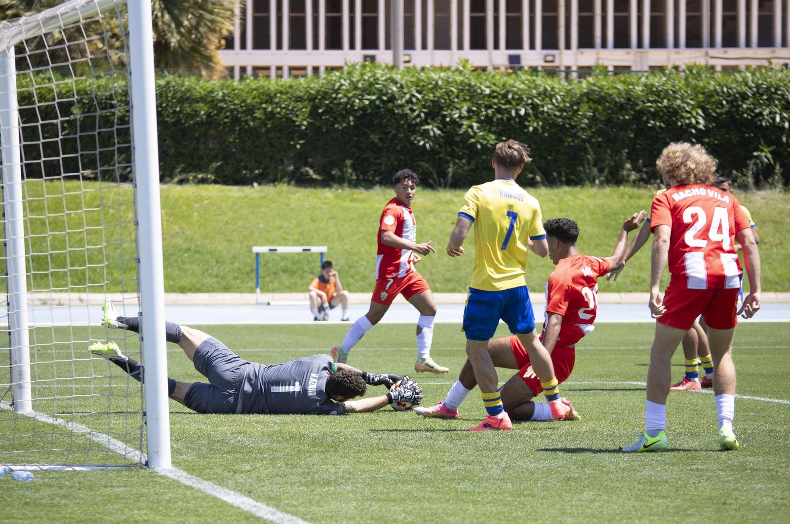 Partido de Segunda RFEF entre el Almería B y el Cádiz Mirandilla