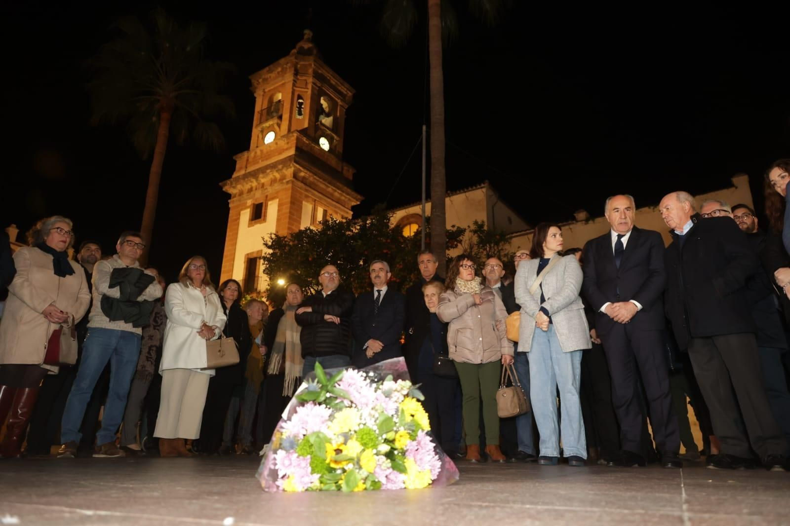 Placa en homenaje a Diego Valencia Placa en homenaje a Diego Valencia