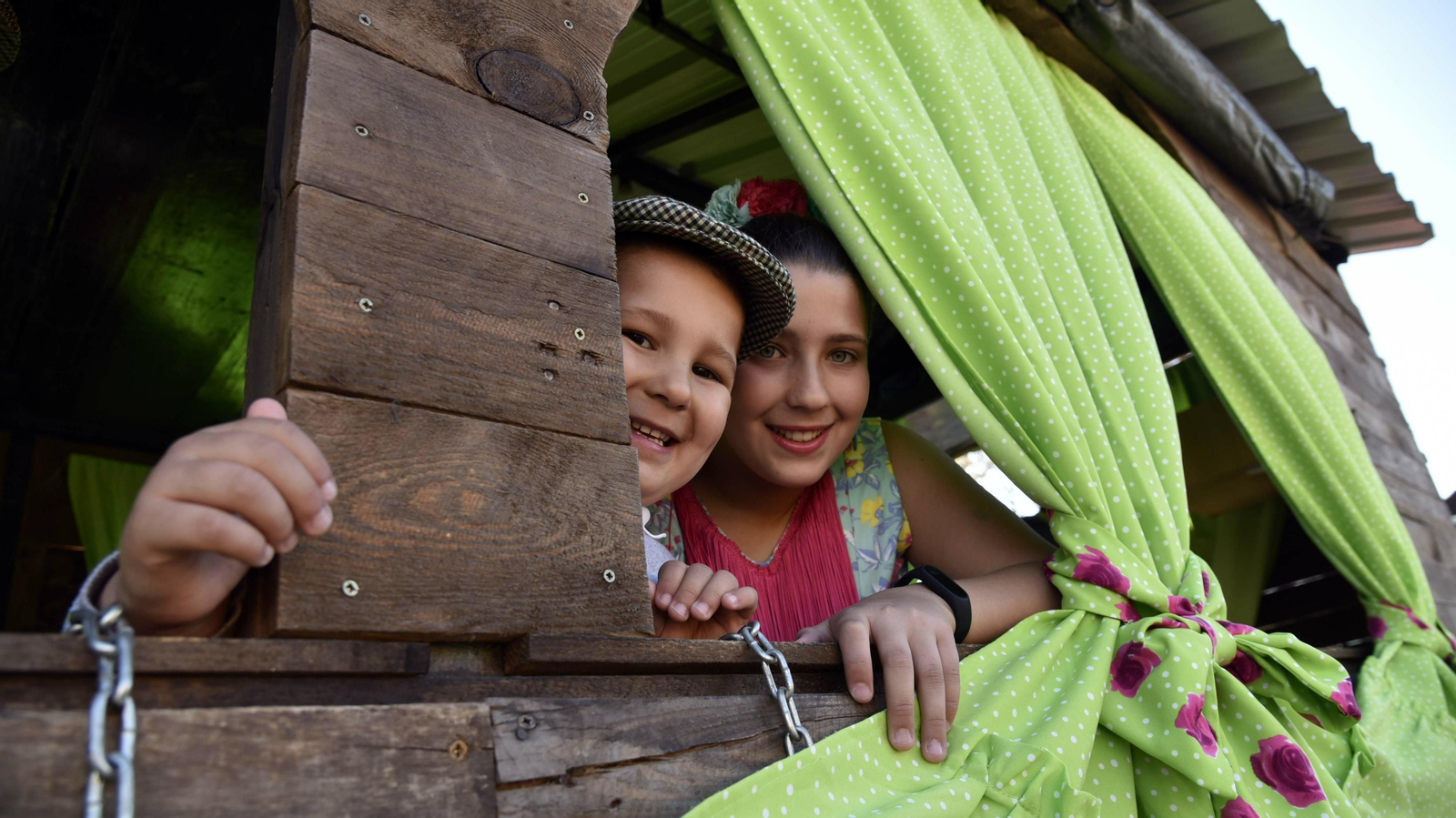 Salida de la Romería de Los Barrios en imágenes