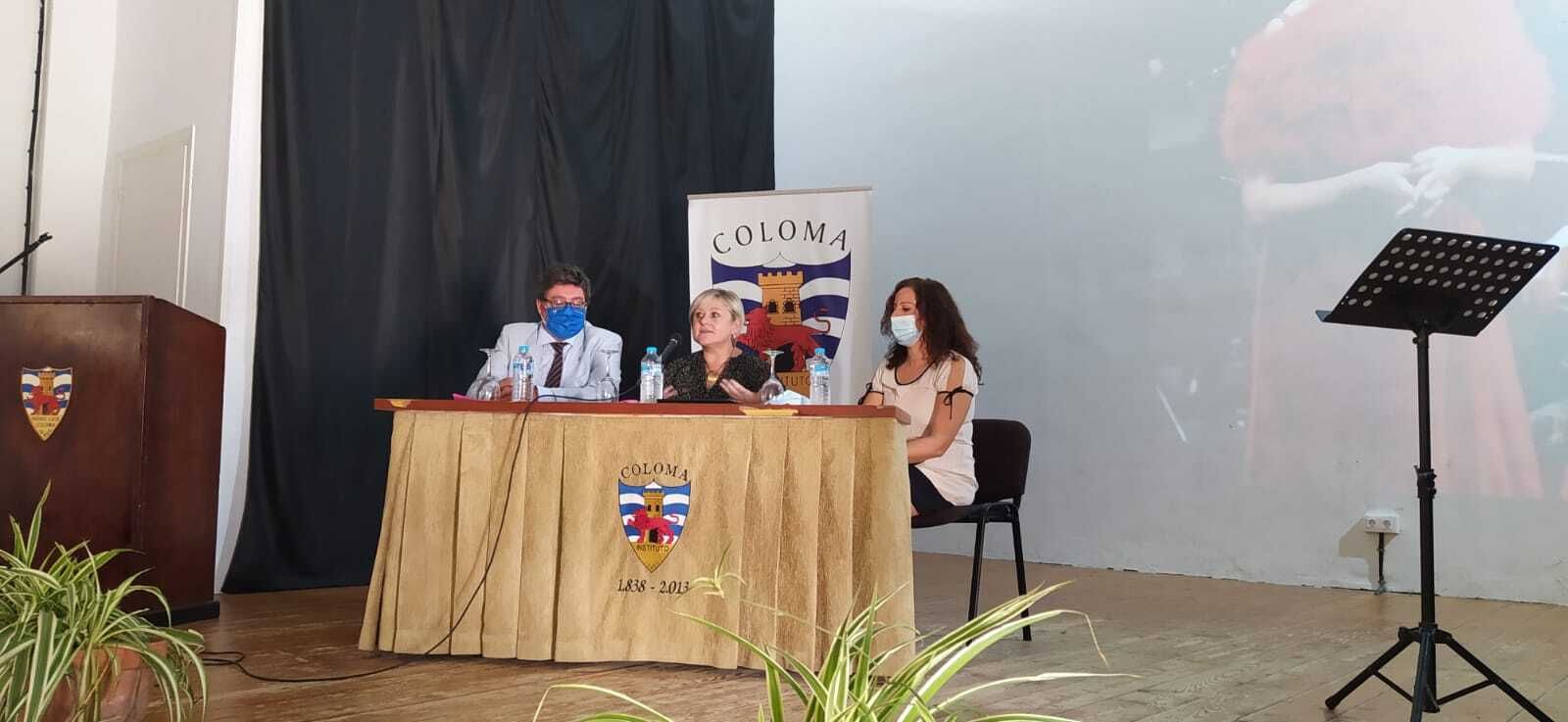 Un momento del acto celebrado en el salón de actos del instituto.