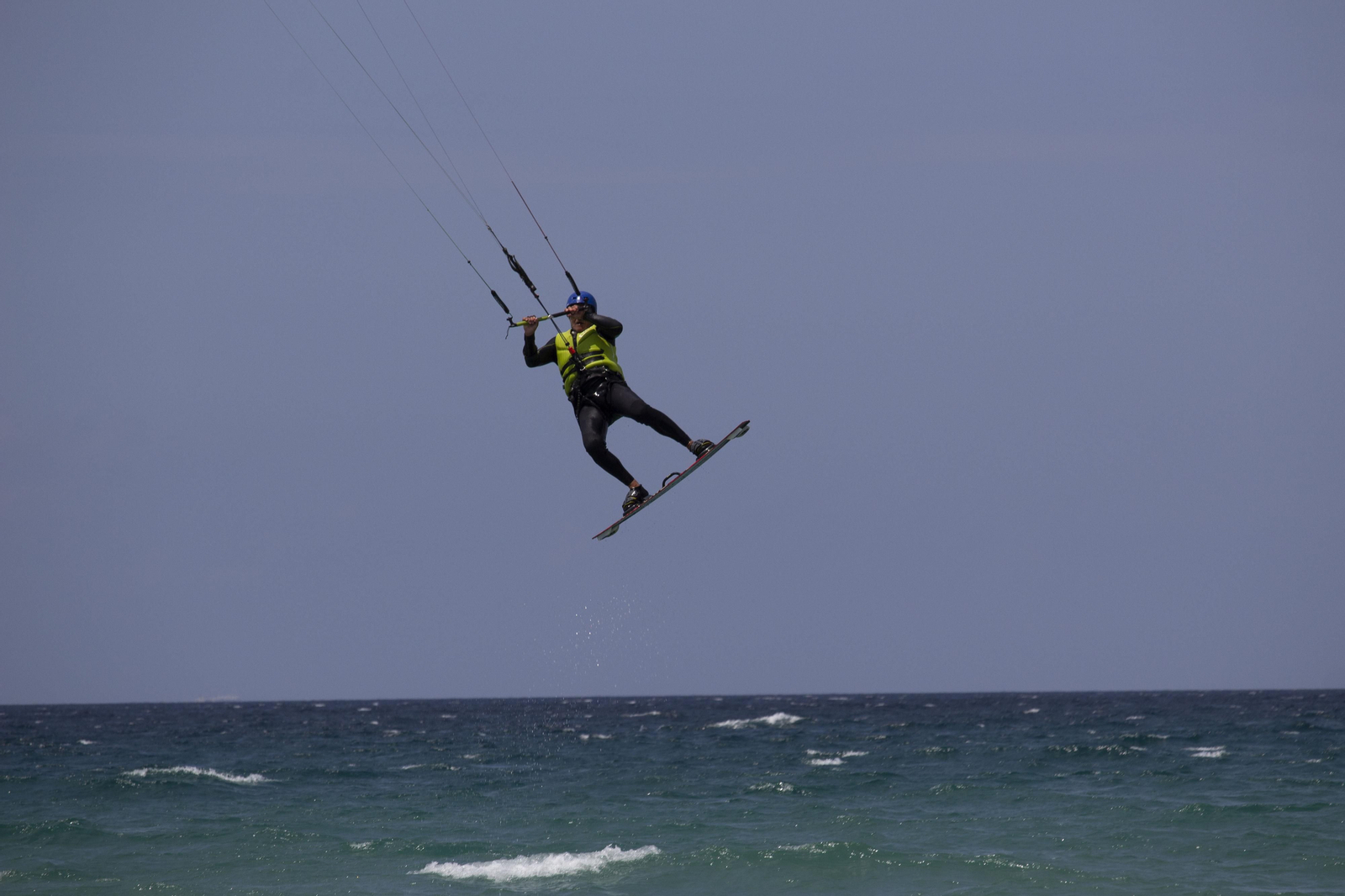 Un domingo de playa en Tarifa, en imágenes