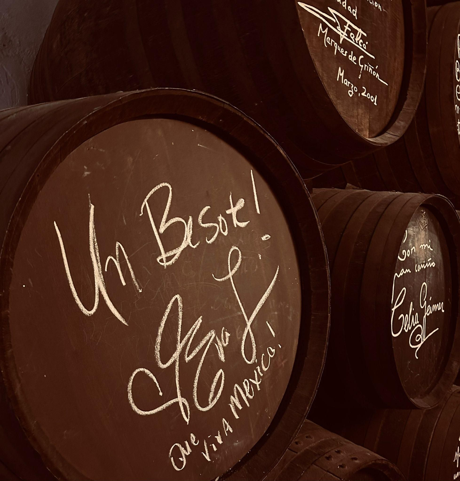 Bota de vino firmada por Eva Longoria