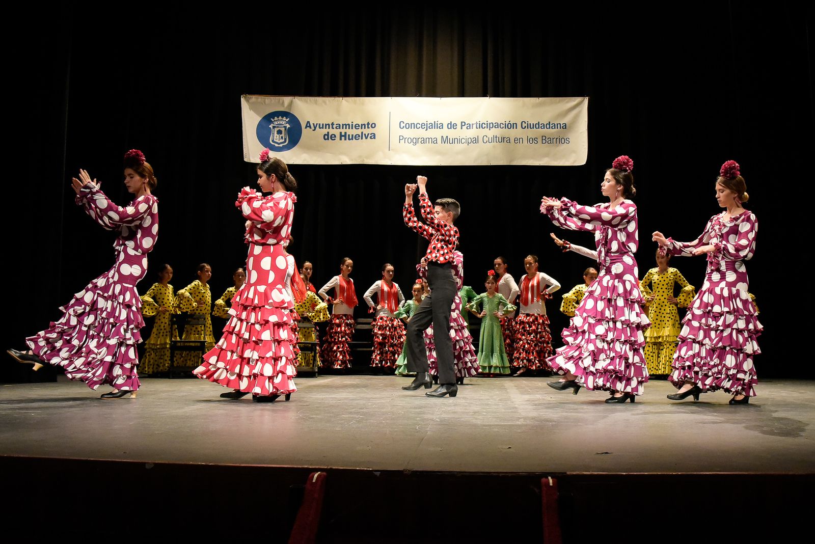 Imágenes de las actividades fin de curso en Cultura en los Barrios