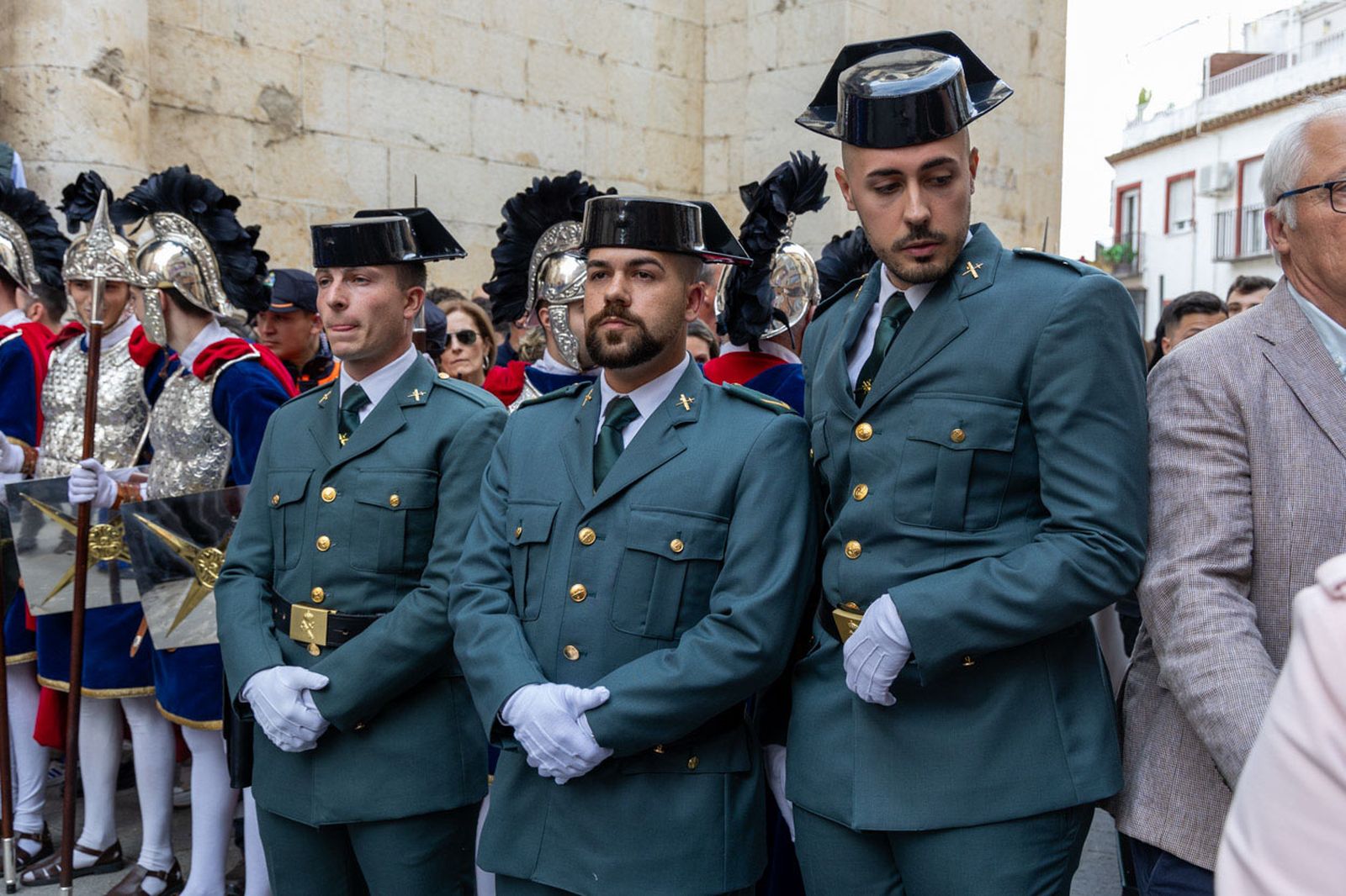 Los jiennenses arropan a las tres cofradías de la tarde en un Domingo de Ramos más caluroso de lo esperado (II)