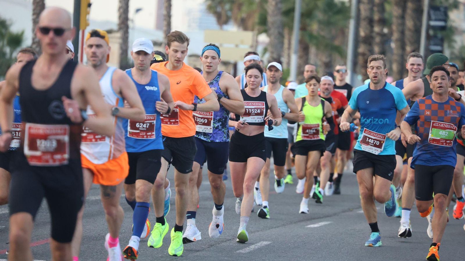 Las mejores fotos de la Maratón de Málaga 2024