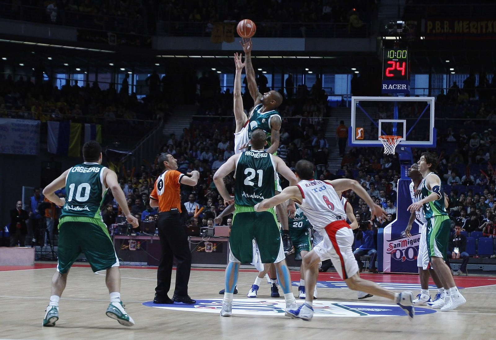 La carrera de Carlos Cabezas, en fotos