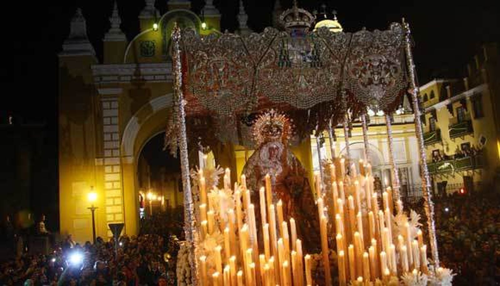 El Vaticano concede un Año Jubilar a la Hermandad de la Macarena