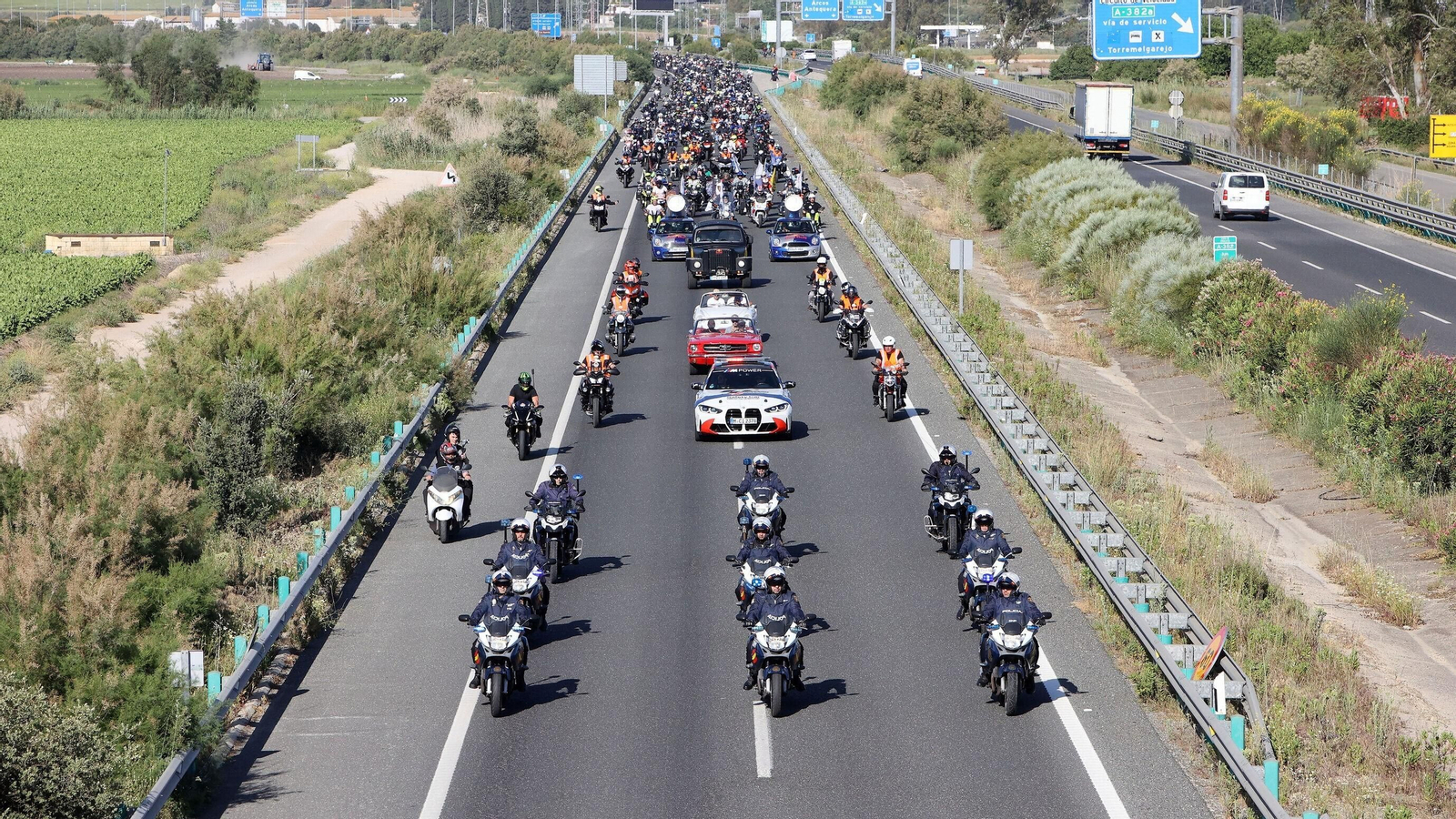 Inicio de la Gran Caravana Motera cerca del Circuito de Jerez Inicio de la Gran Caravana Motera cerca del Circuito de Jerez