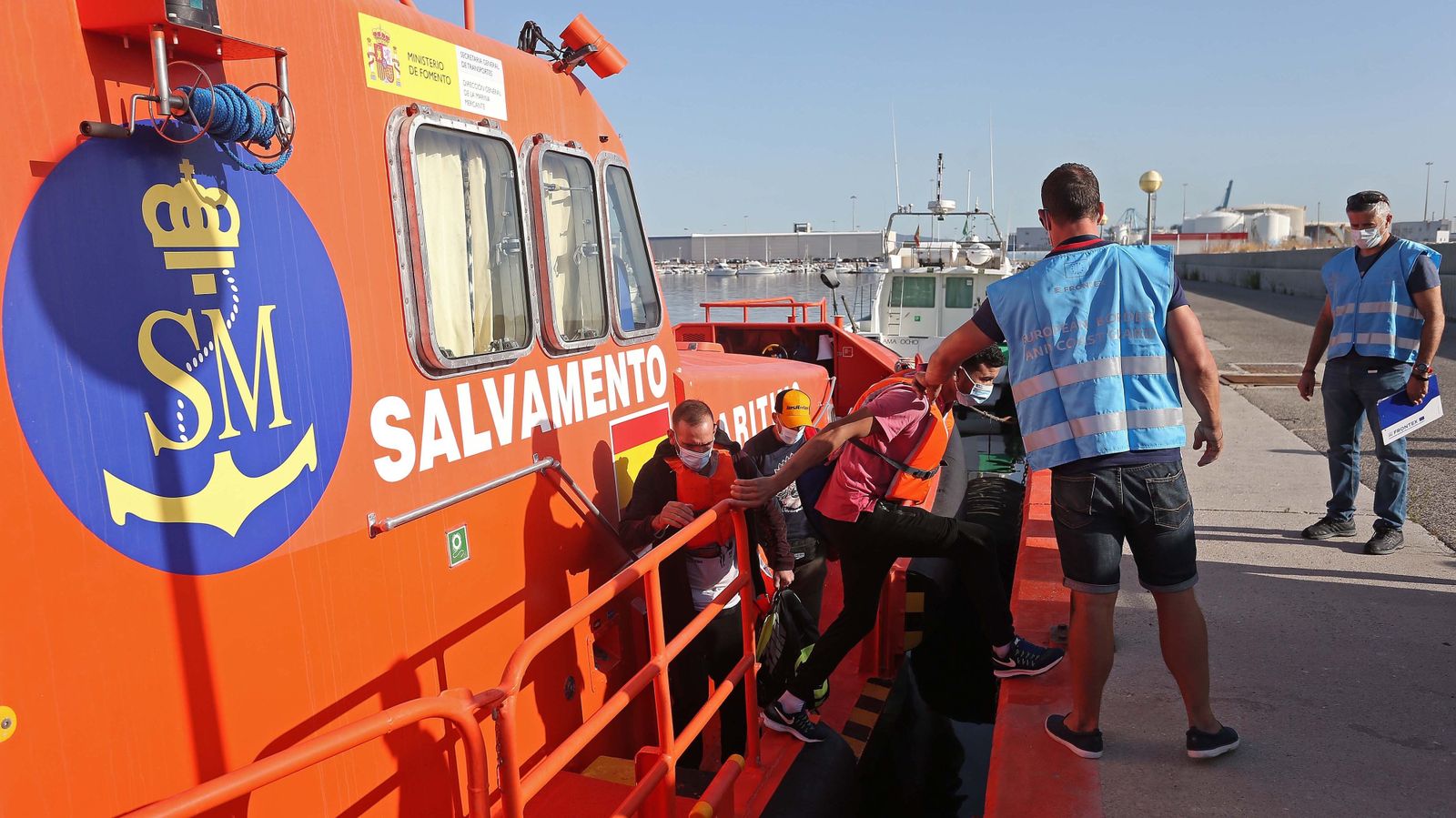 Retorno de la inmigración ilegal en el Estrecho