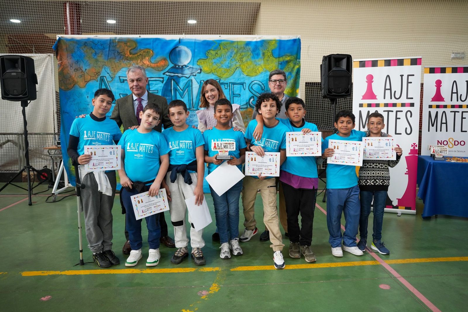 El alcalde clausura el nuevo programa educativo del Ayuntamiento que ha unido el ajedrez y las matemáticas.