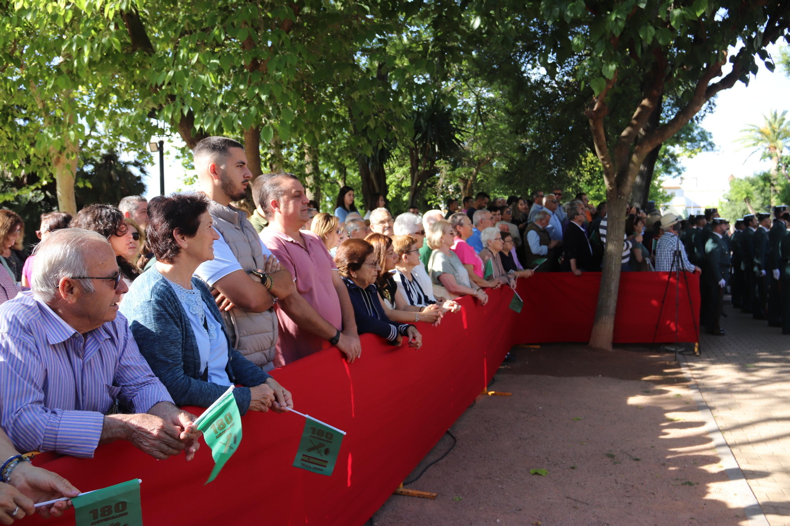El gran desfile de la Guardia Civil en Montilla, en imágenes