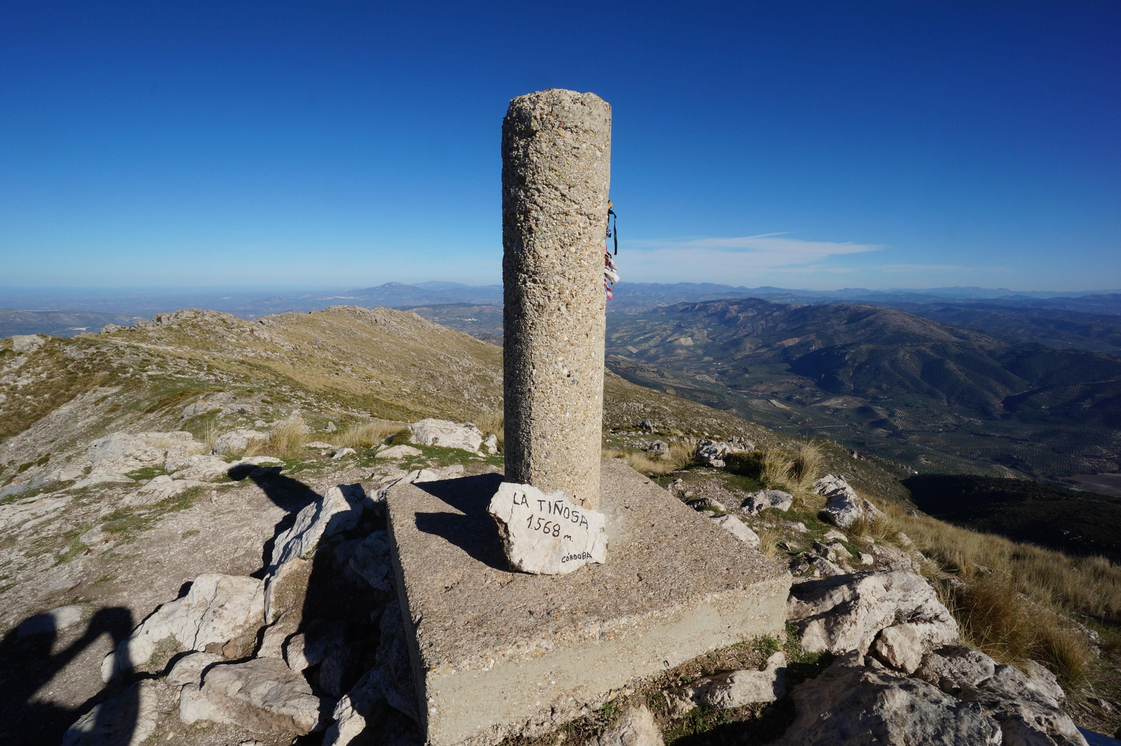 Un recorrido en fotografías de la subida a la Tiñosa, el pico más alto de Córdoba