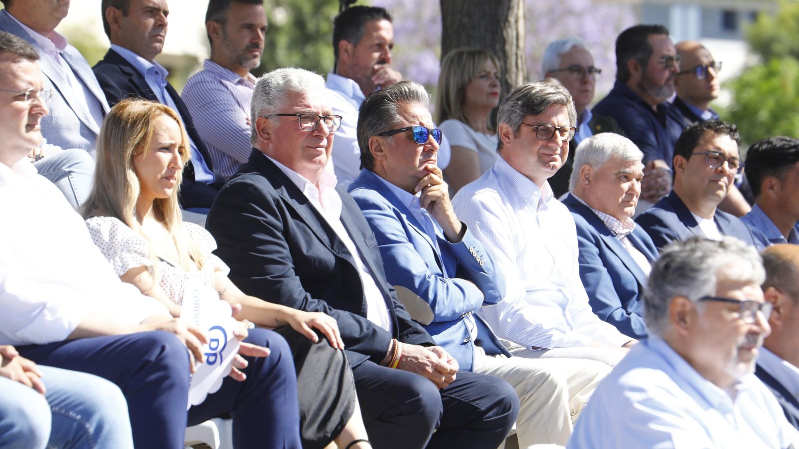Alcaldes y candidatos del PP en el acto del Vial Norte. Alcaldes y candidatos del PP en el acto del Vial Norte.