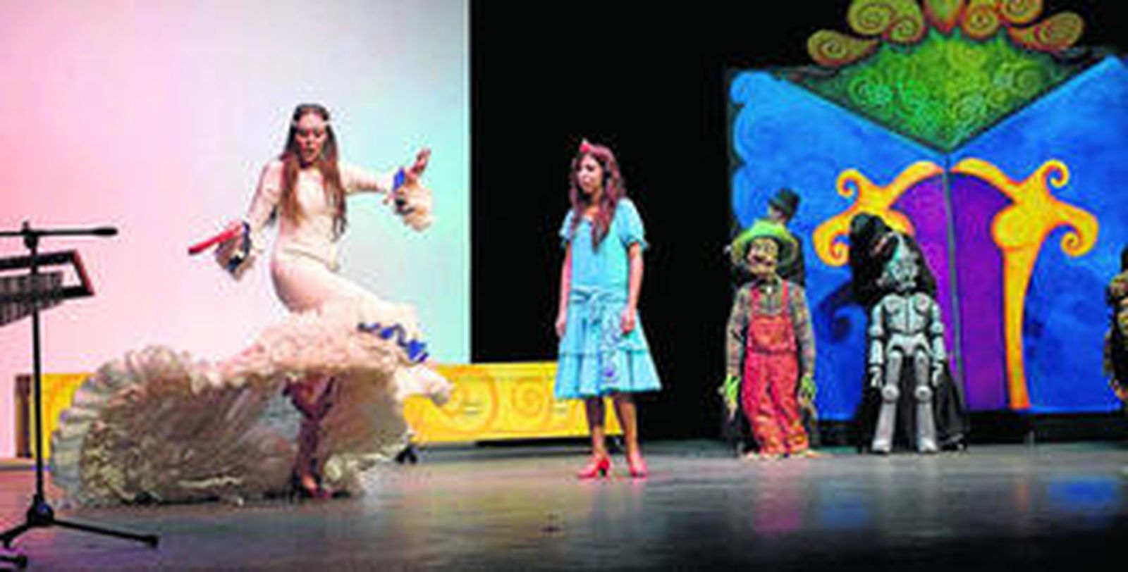 La compañía sevillana Búho y Maravillas actuará desde el 13 de octubre con 'El Mago de Oz', un espectáculo flamenco'.