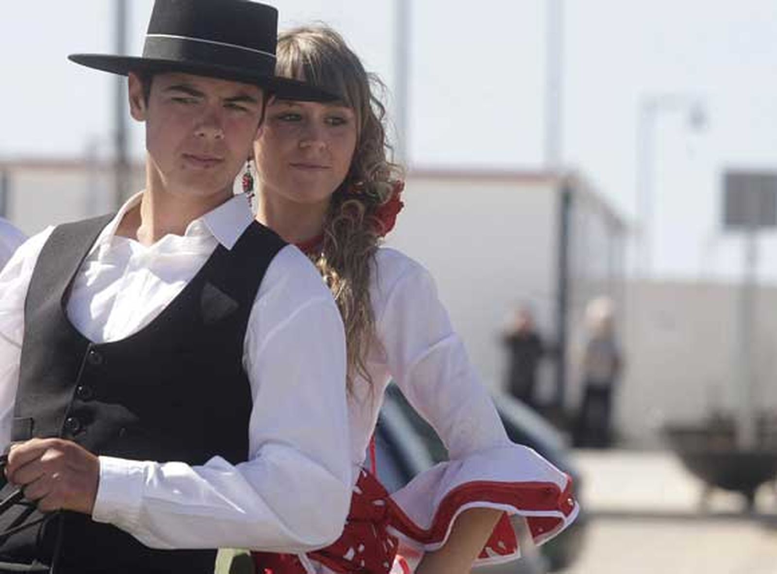 Los sanroqueños llenan el Pinar del Rey para estar con su patrón. La afluencia de pública desborda todas las previsiones de la organización

Foto: Erasmo Fenoy