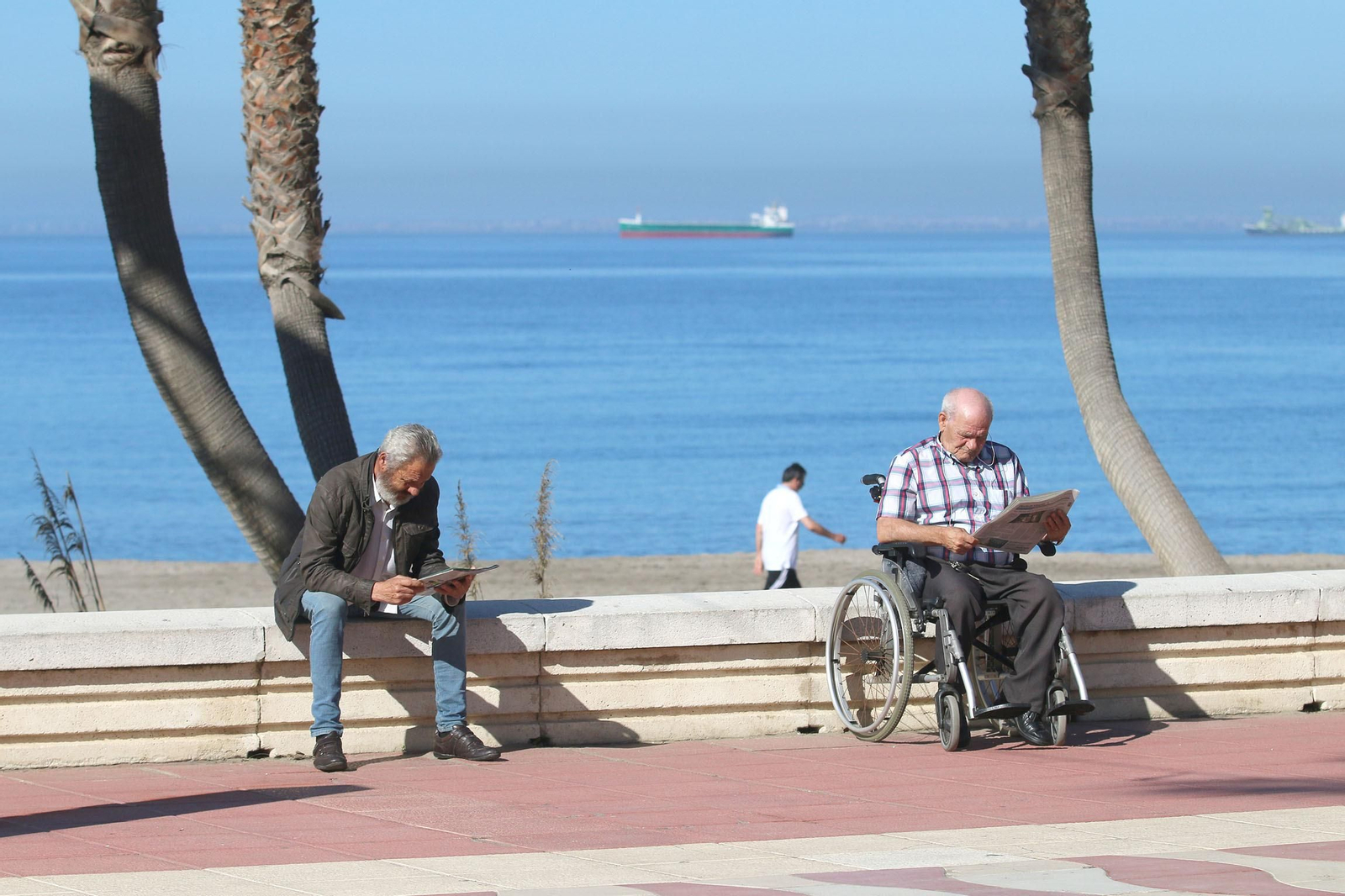 Las imágenes de la afluencia masiva de deportistas al paseo marítimo