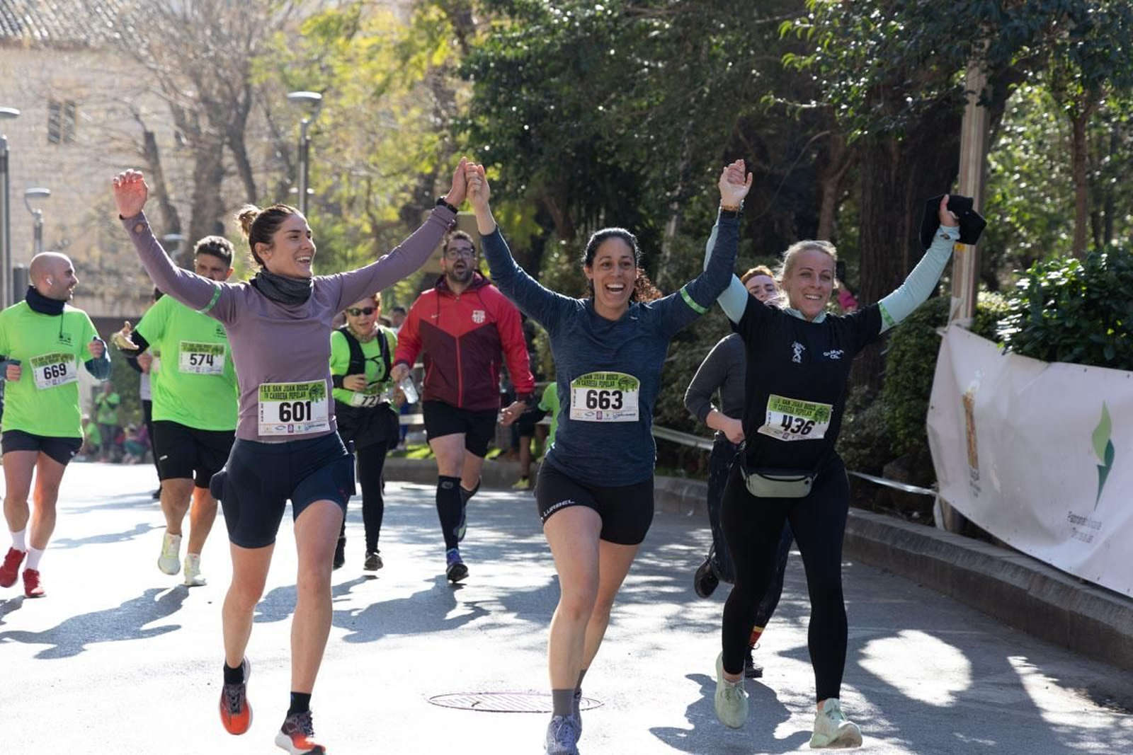 Deporte y solidaridad se unen en la IV Carrera Popular IES San Juan Bosco, en imágenes