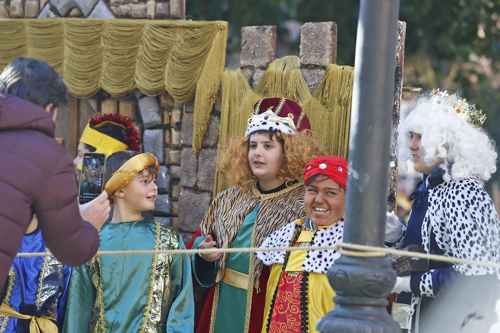 Imágenes del Belén Viviente del Colegio María Inmaculada en la Plaza Niña