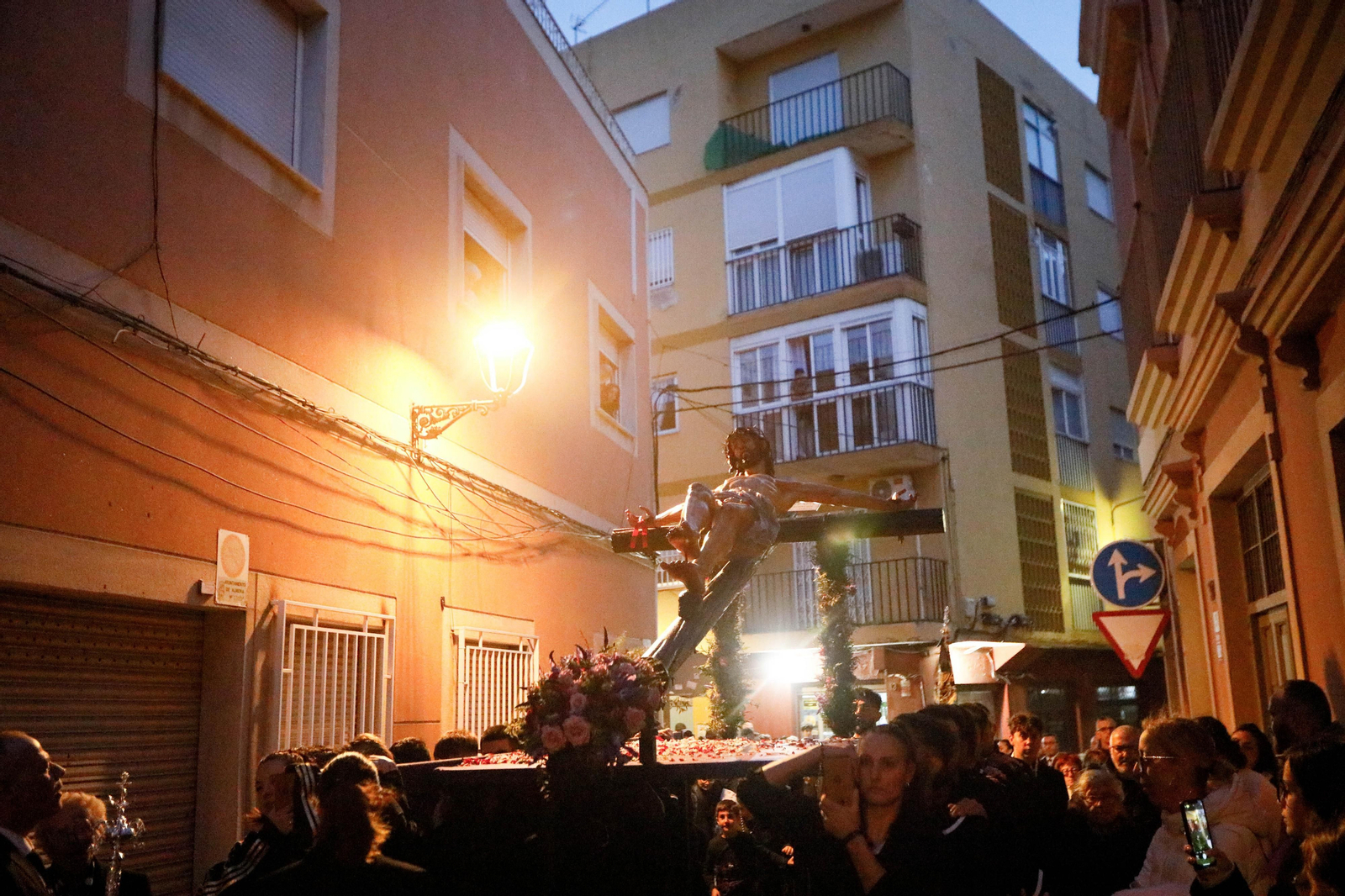 La procesión del Calvario, en imágenes
