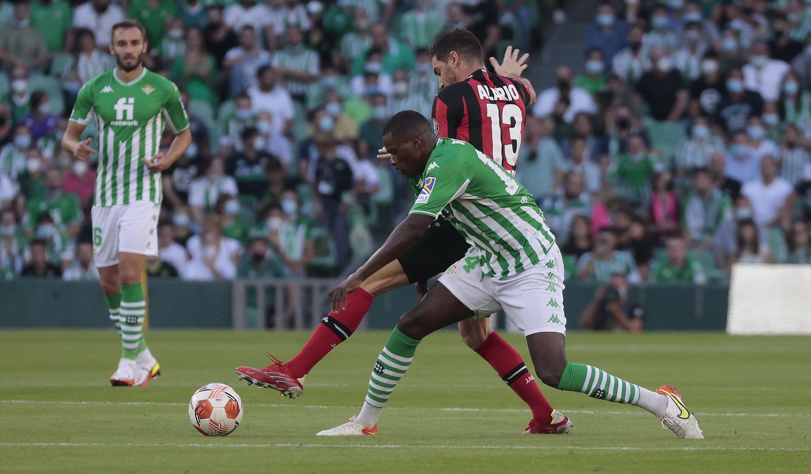 Las imágenes del Betis contra el Bayern Leverkusen