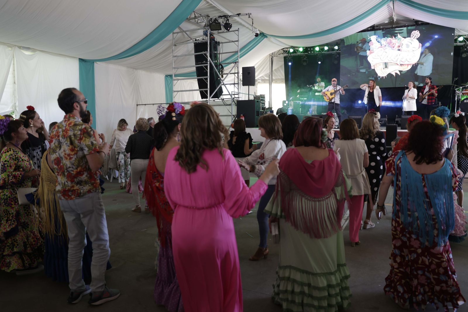 Búscate en las fotos del viernes en la Feria de Castellar