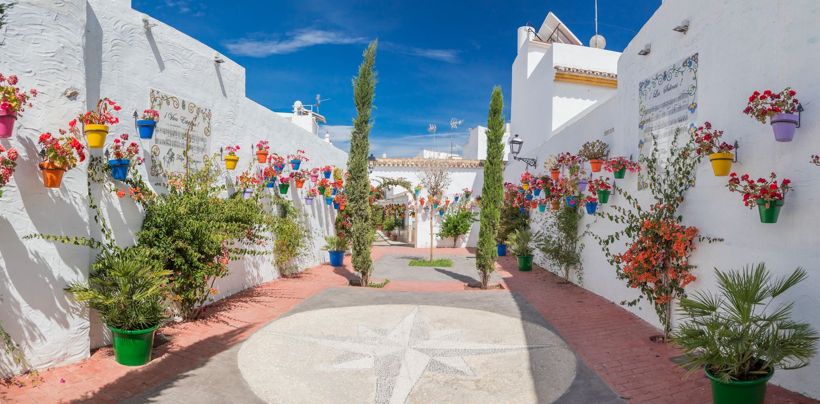 El Ayuntamiento creará un registro municipal de solares y edificaciones ruinosas para potenciar la rehabilitación de espacios.