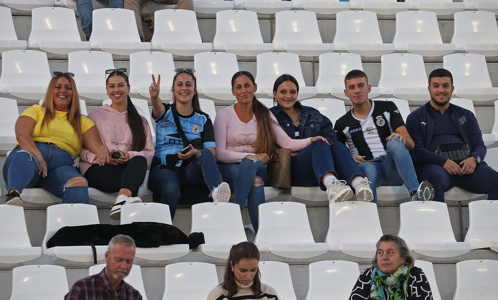 Búscate durante el Balona - Sevilla Atlético en el Ciudad de La Línea