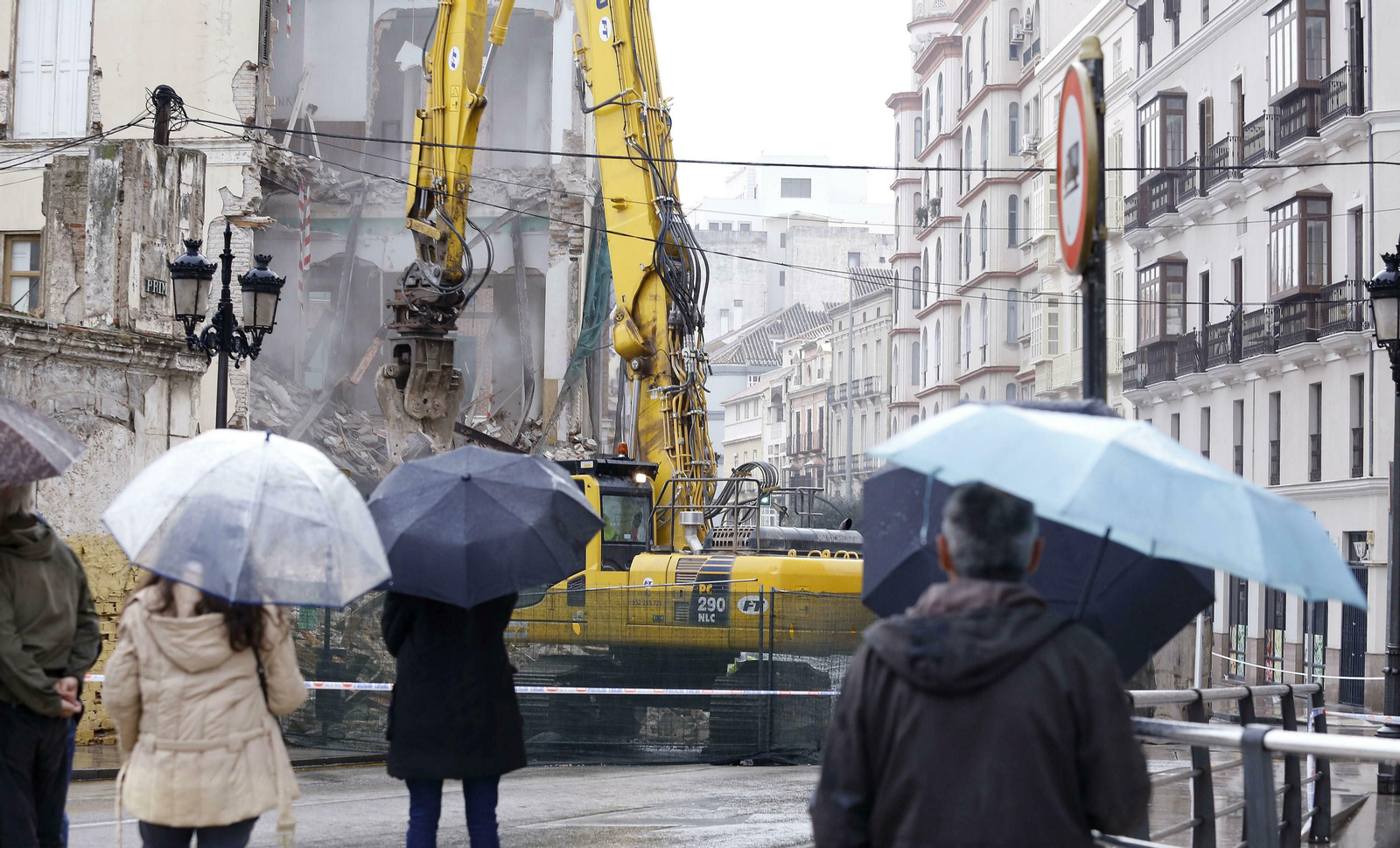 Las fotos de la demolición de La Mundial