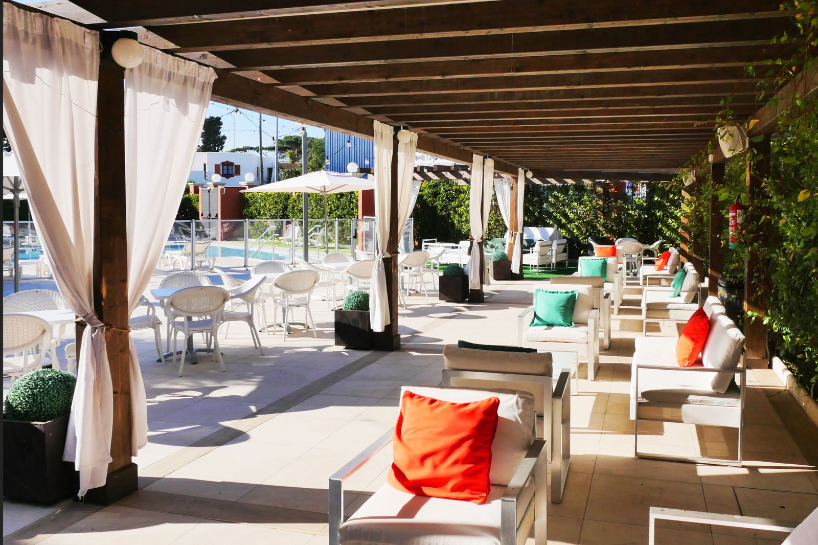 Hotel Alborán, punto de encuentro entre civilizaciones.