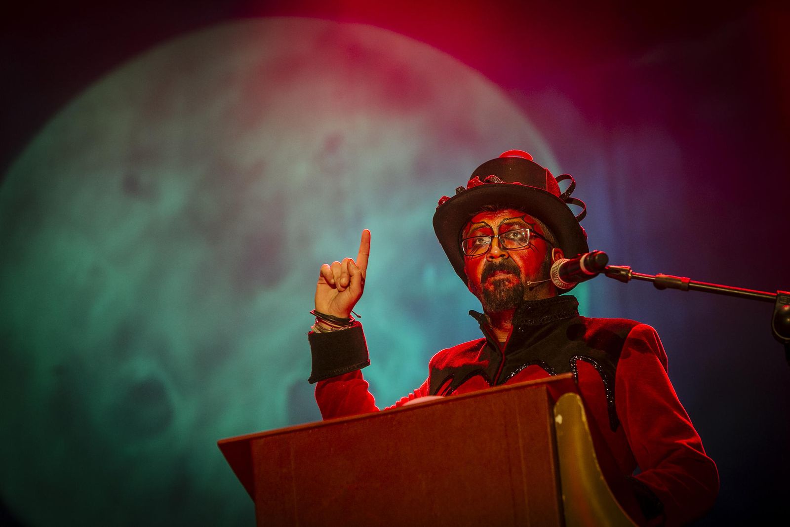 Las imágenes del pregón de Momo de Vera Luque