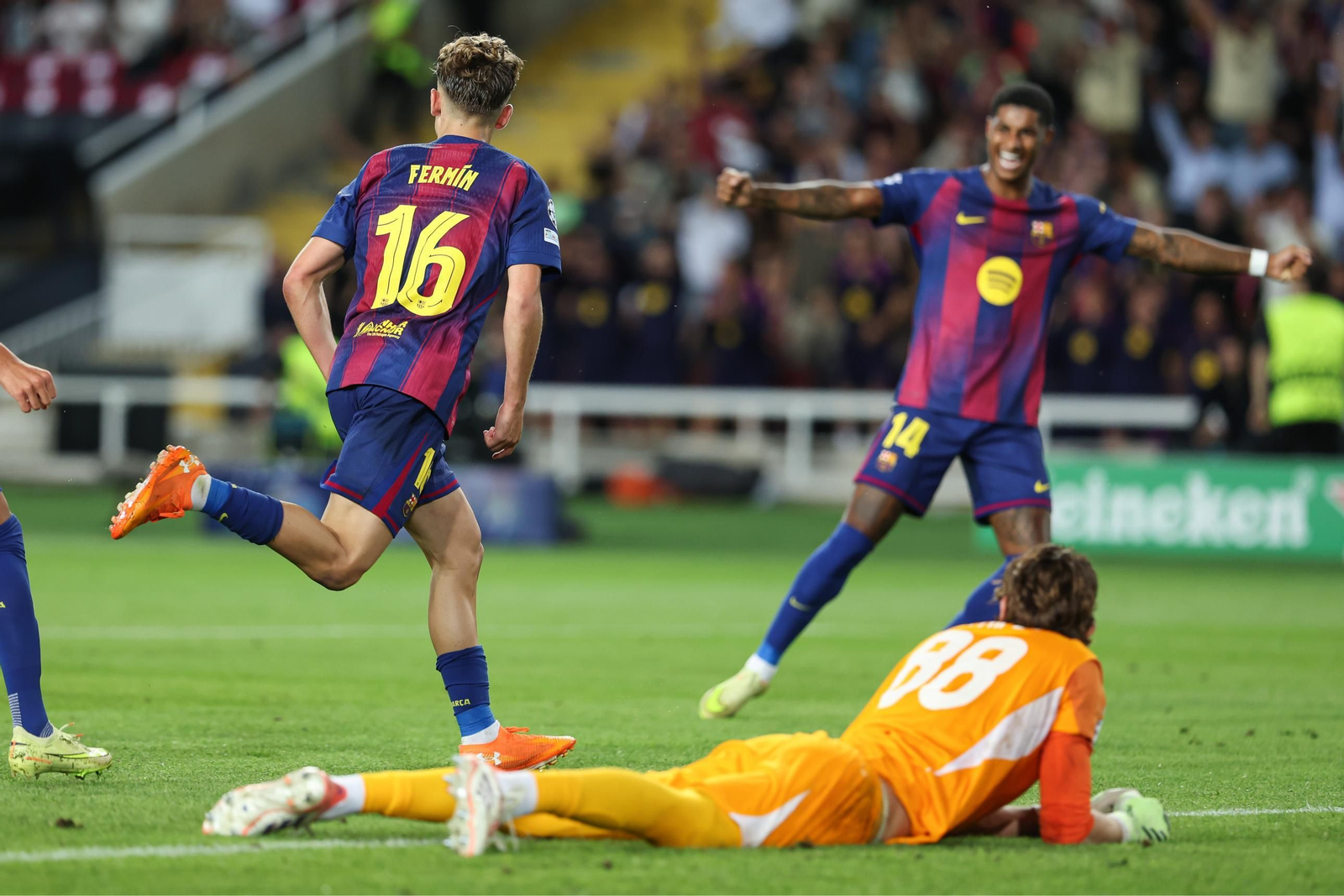 Las fotos del Barcelona-Olympiacos