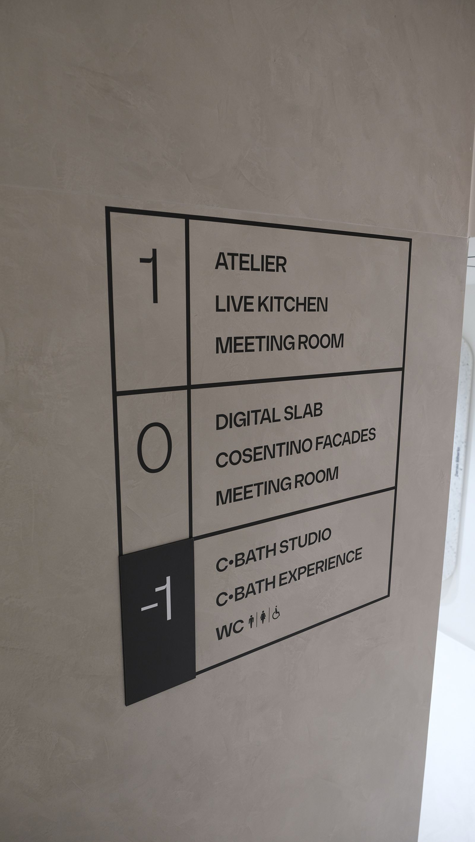 Cosentino City llega al Paseo de Almería , en imágenes