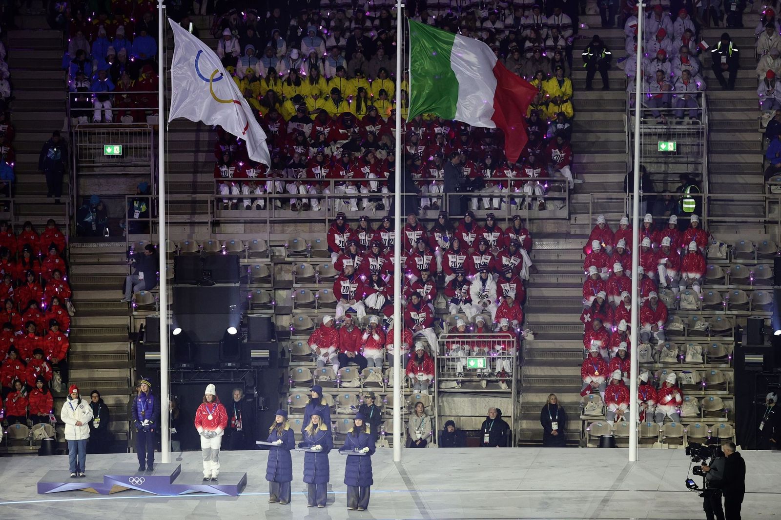 Las mejores fotos de los Juegos Olímpicos de invierno Milán Cortina d'Ampezzo 2026 | Ceremonia de clausura y jornada 17 y última