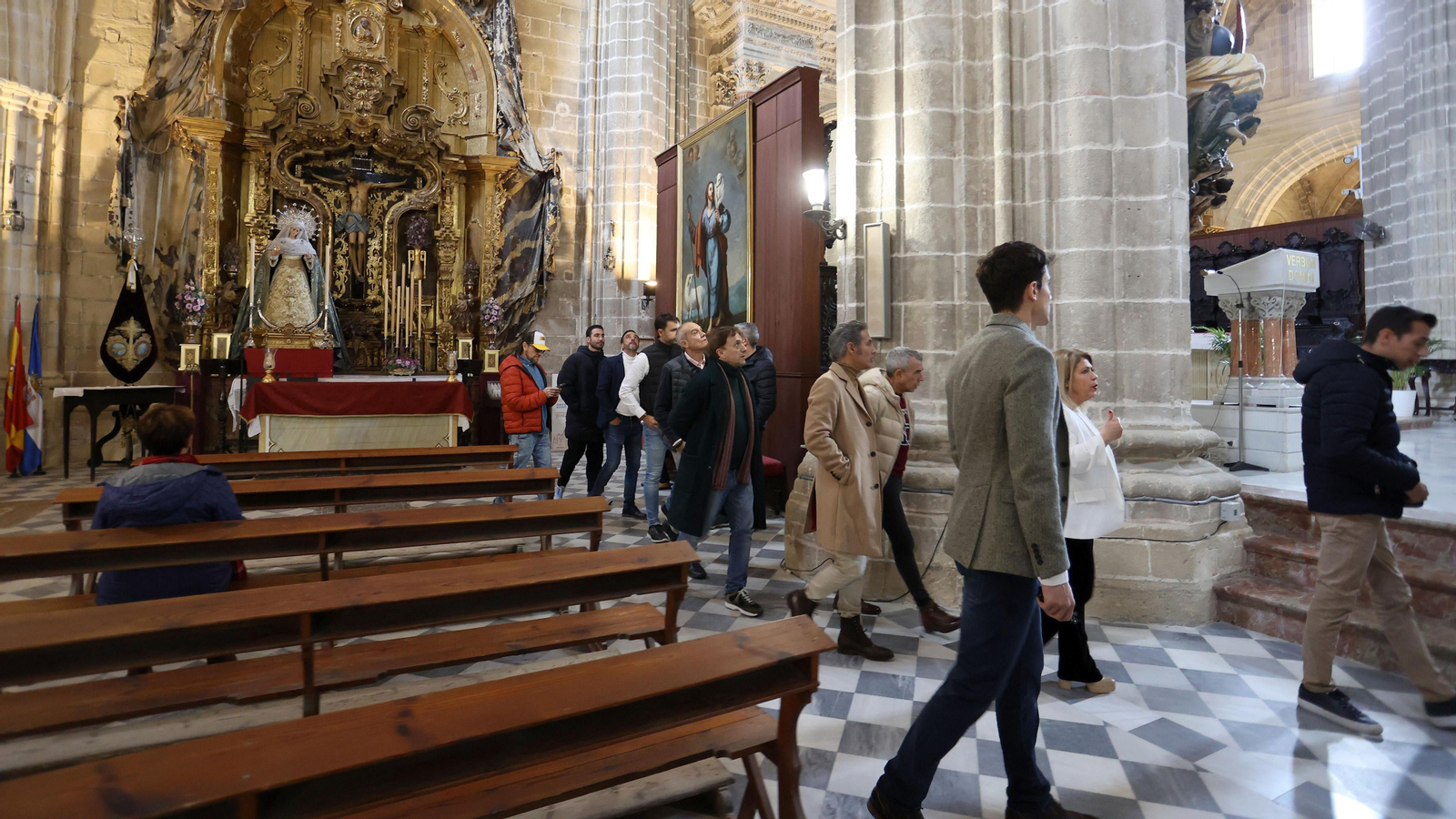 Visita a Jerez de famosos y artistas con el empresario José Luis López y Mamen Sánchez