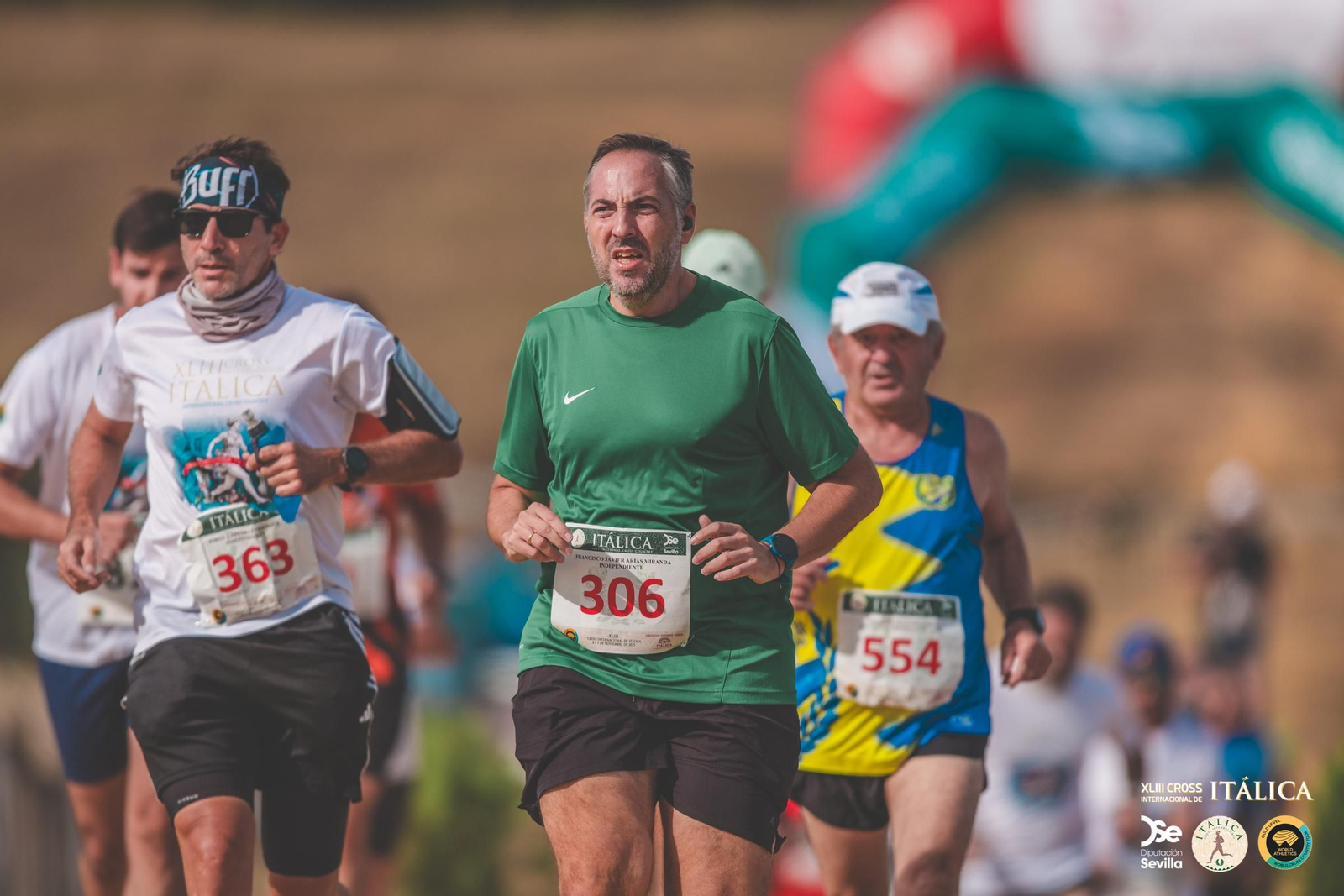 Búscate en las fotos del Cross de Itálica 2025 | 2