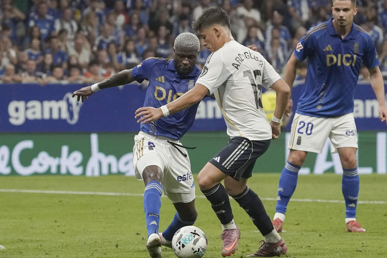 Las fotos del Oviedo - Real Madrid