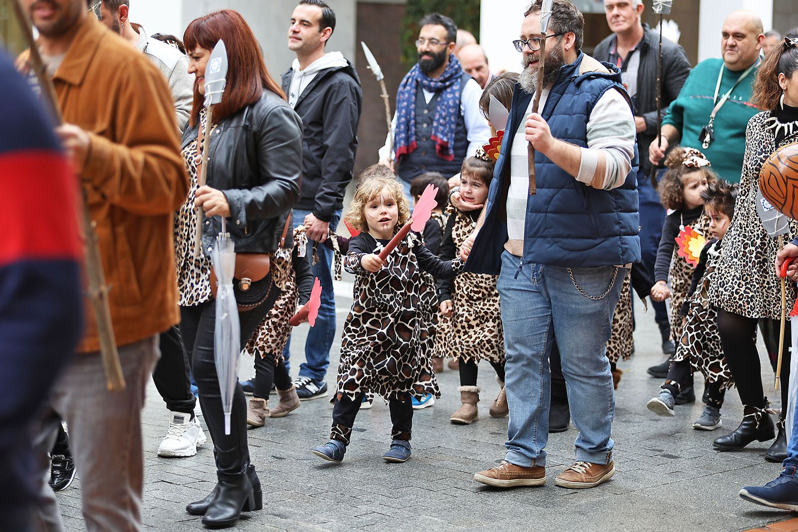 Imágenes del desfile “Un paseo por la historia”  de los niños del colegio Funcadia de Huelva