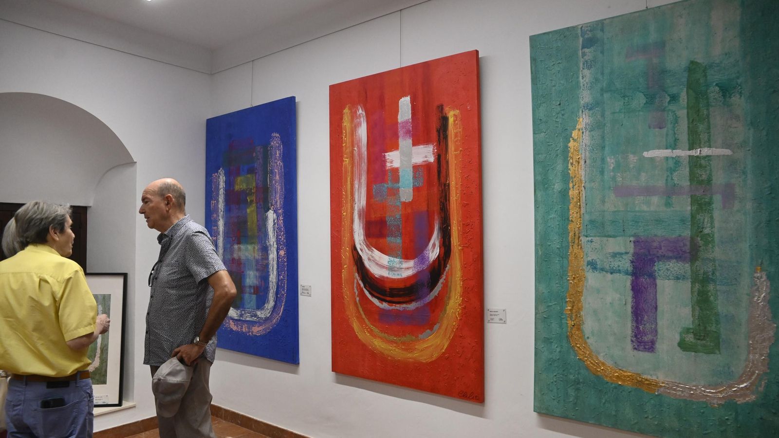 Tres de las obras de la exposición 'Miscelánea' de Clelia Muchetti