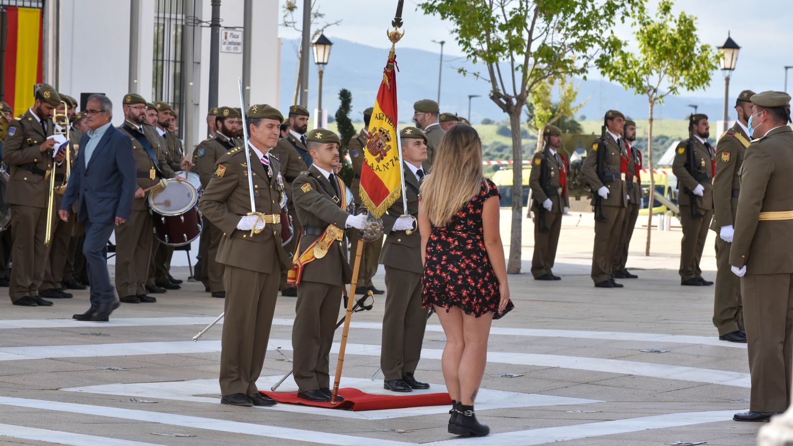Homenaje del Regimiento de Artillería Antiaérea nº 74 a Daoiz y Velarde