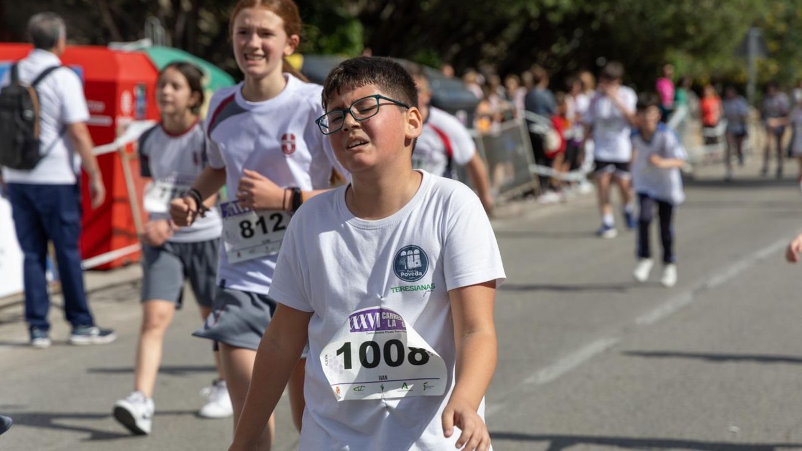 La carrera escolar de “La Gloria” que aúna inclusión y solidaridad, en imágenes