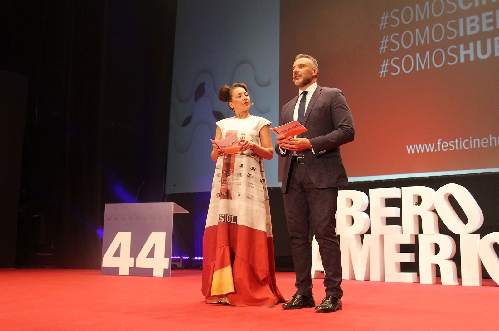 El actor Manolo Solo recibe el Premio Luz, en imágenes