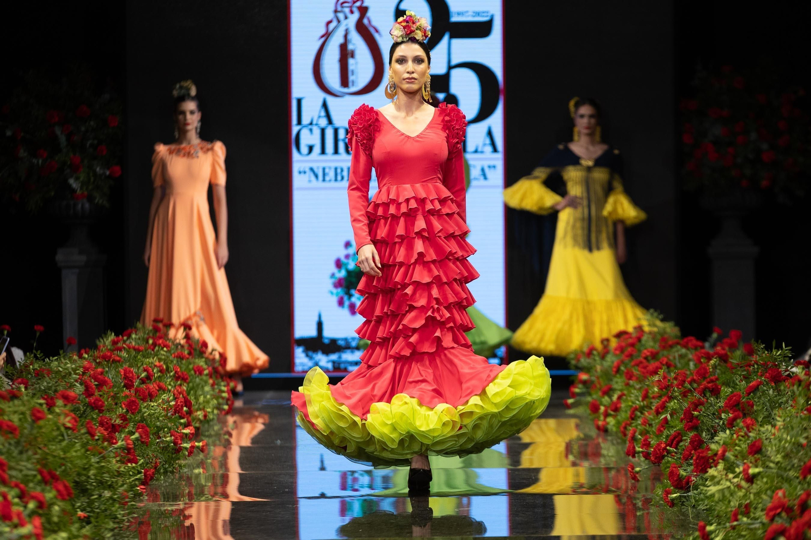 Desfile de La Giraldilla en la Pasarela Flamenca Jerez Tío Pepe 2023