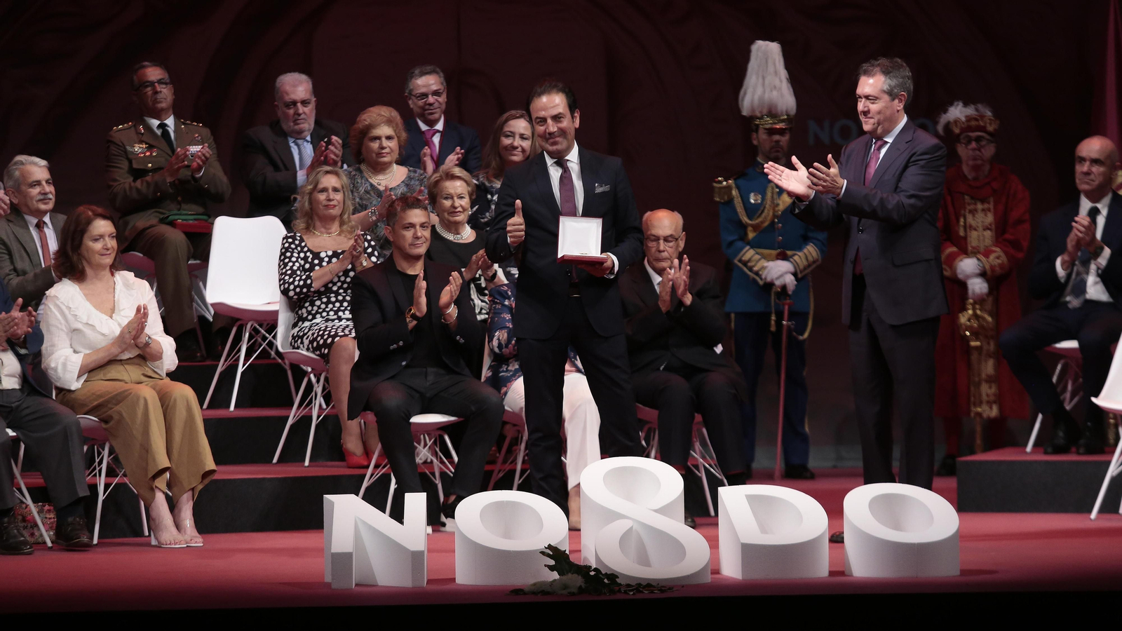 Las imágenes de la entrega de las Medallas de Sevilla