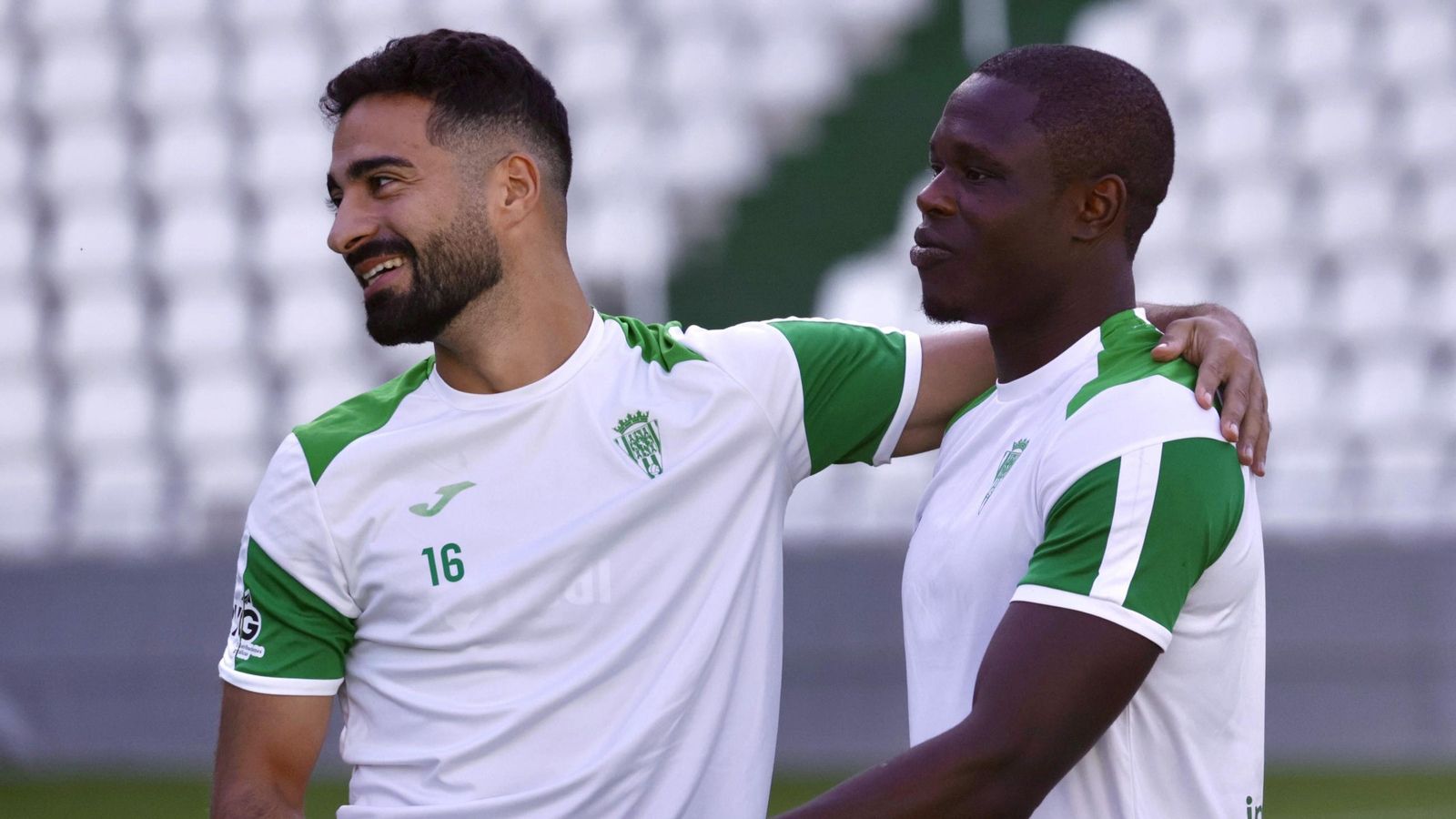 Rubén Alves y Fomeyem, en el entrenamiento del Córdoba CF en El Arcángel previo al viaje a Albacete.