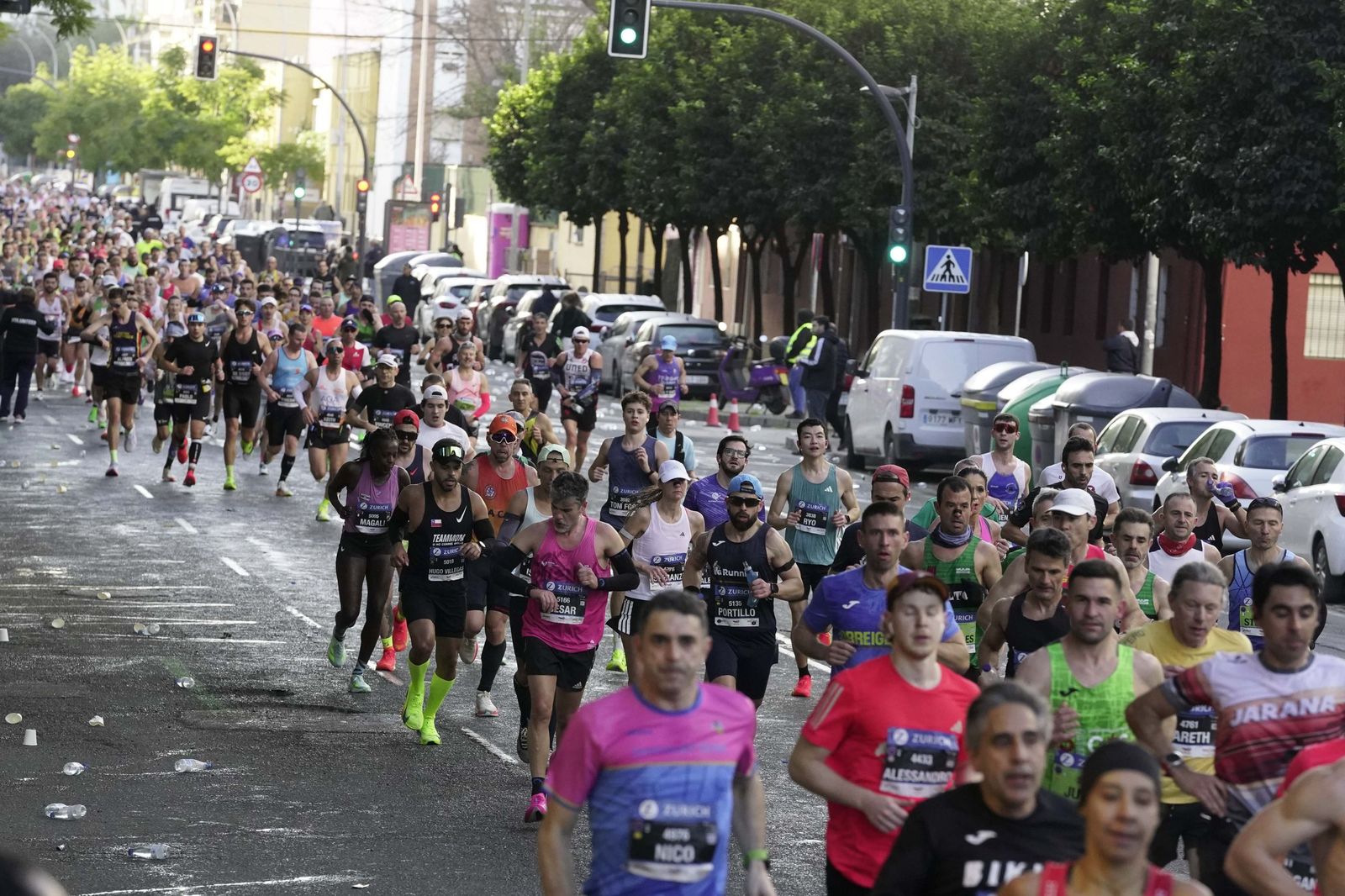 el Zurich Maratón de Sevilla 2026 por Lopez de Gomara, galería 1