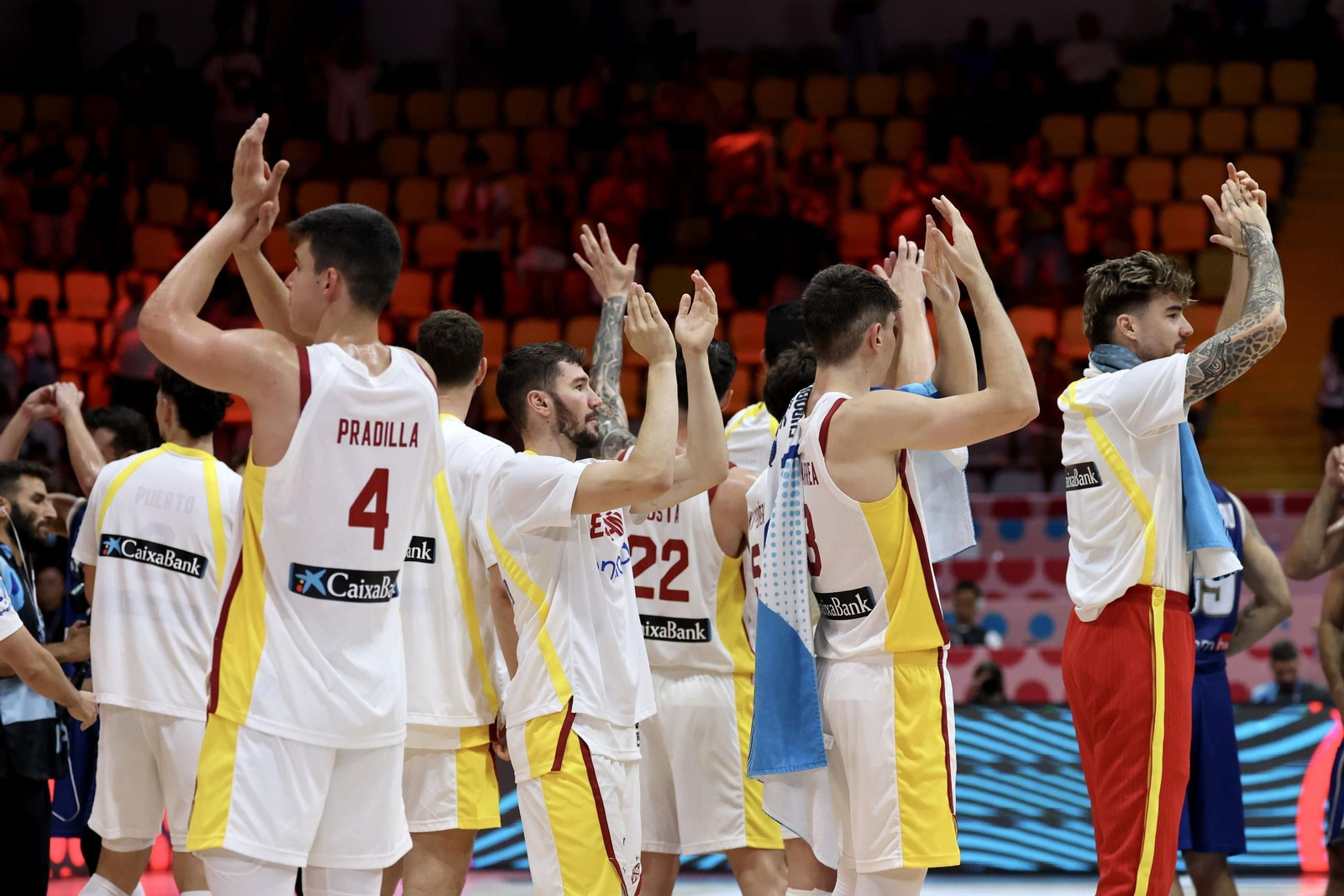 Mario Saint-Supery crece en el España-Chipre